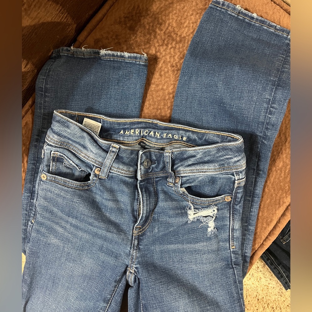 American Eagle Outfitters light wash Blue Flare Jeans size: 00